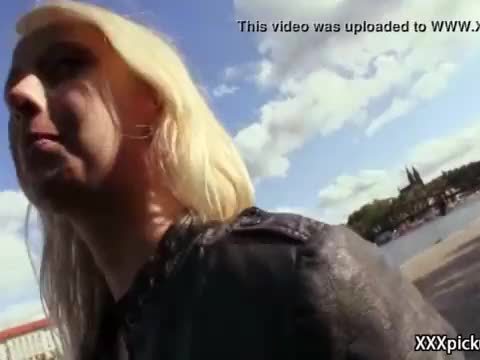 Public Blowjob With Sexy Slut And American Tourist 24