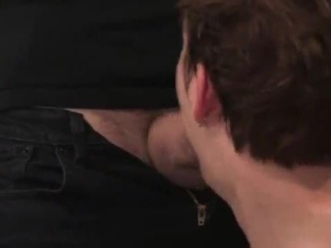 Slave in mouth with piss