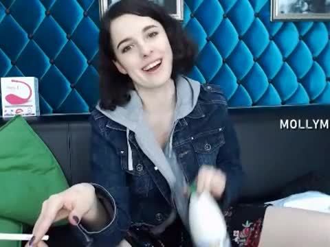 CUTE AND SEXY THATS BEST