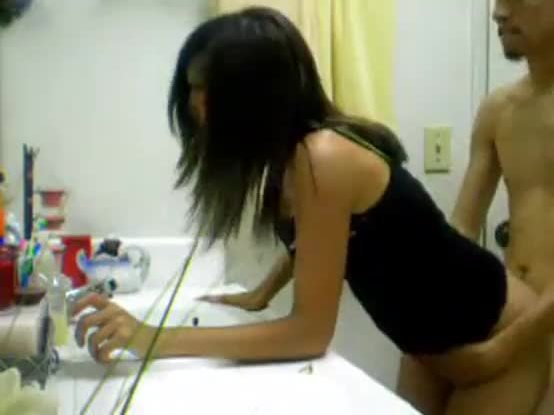 Teens fucking in bathroom homemade