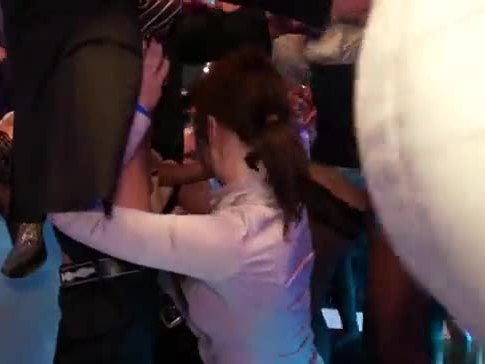 Glamour teenie cocksucking